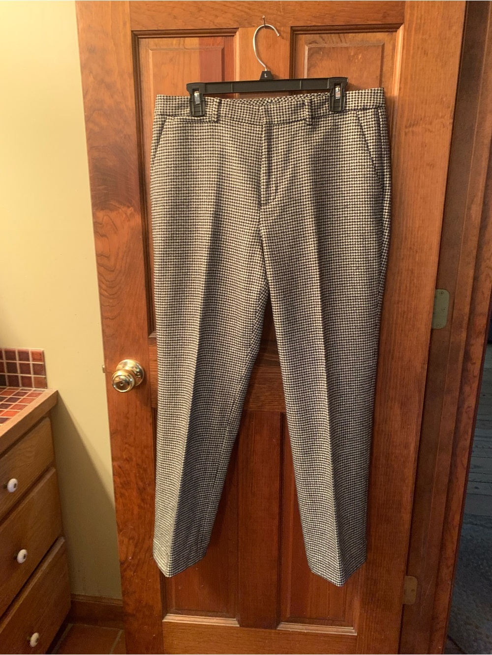 RALPH LAUREN  Woman’s HOUNDSTOOTH pants, BLACK and WHITE with BLACK satin lining